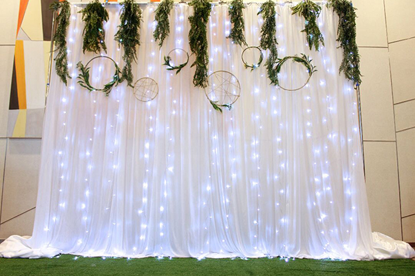 Backdrop cưới: Backdrop cưới chính là \